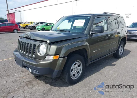 2015 Jeep Patriot Sport z USA, uszkodzony, nr VIN 1C4NJRBB9FD324751